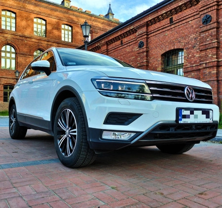 Volkswagen Tiguan cena 88500 przebieg: 148550, rok produkcji 2016 z Żyrardów małe 137